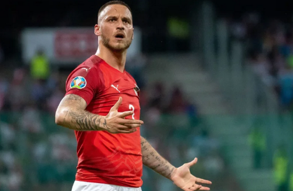 Mới đá 3 trận, Tam sư vẫn làm được điều khó tin - Bóng Đá