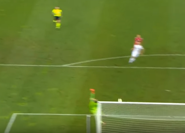 Hòa nhạt nhòa, Eriksen và đồng đội tự đầy mình vào thế khó - Bóng Đá