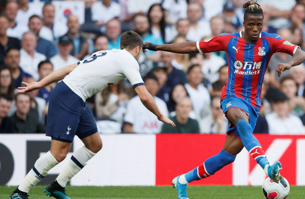 'Ác mộng' Man Utd phản lưới nhà, Tottenham đại thắng derby London - Bóng Đá