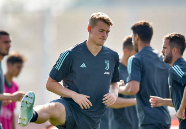 Juve tập luyện - Bóng Đá