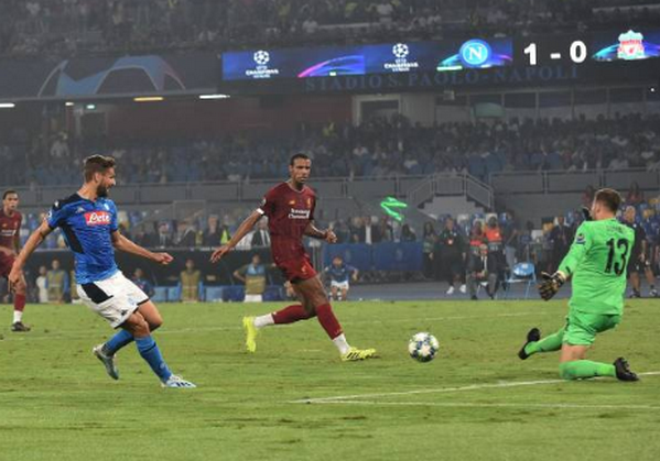 'Siêu hậu vệ' mắc sai lầm, Liverpool gục ngã ngay trận mở màn Champions League - Bóng Đá