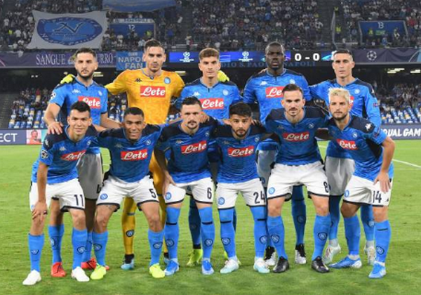 Cận cảnh 3 pha cứu thua như 'siêu nhân' của Adrian - Bóng Đá