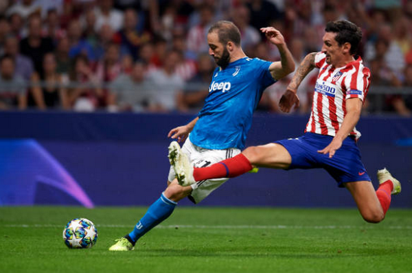 Bỏ lỡ cơ hội mười mươi, Higuain khiến Juve mất điểm đáng tiếc trước Atletico - Bóng Đá