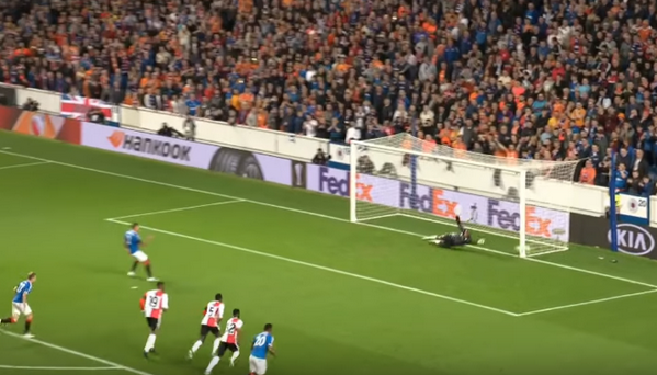 Sao trẻ Liverpool ghi bàn, Gerrard mở màn thành công Europa League - Bóng Đá