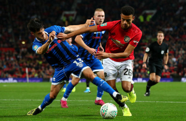 Pogba không thực hiện penalty - Bóng Đá