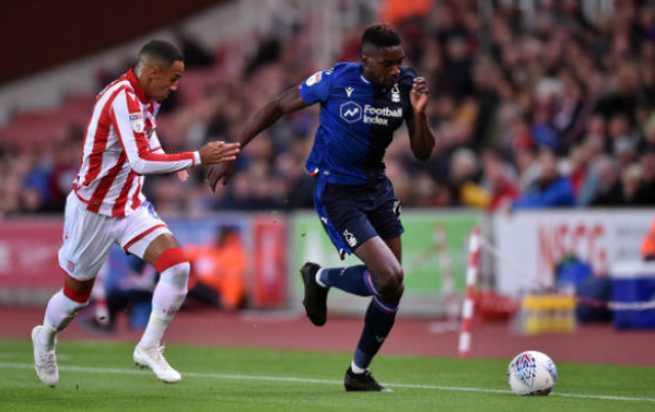 Lội ngược dòng trước Stoke, bại tướng Arsenal vươn lên ngôi đầu Championship - Bóng Đá