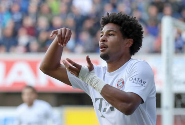 Siêu tân binh tiếp tục nổ súng, Bayern nghẹt thở đánh chiếm ngôi đầu - Bóng Đá