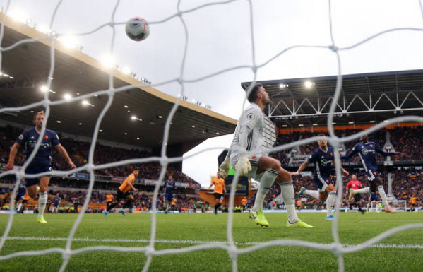 Chung kết ngược Premier League, một đội đã tìm thấy ánh sáng (Wolves) - Bóng Đá
