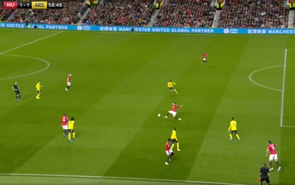 Khoảnh khắc Arsenal ghi bàn, Maguire thật sự đã tỏa sáng - Bóng Đá