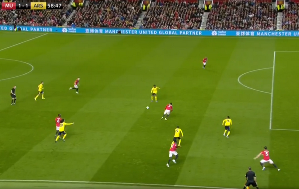 Khoảnh khắc Arsenal ghi bàn, Maguire thật sự đã tỏa sáng - Bóng Đá