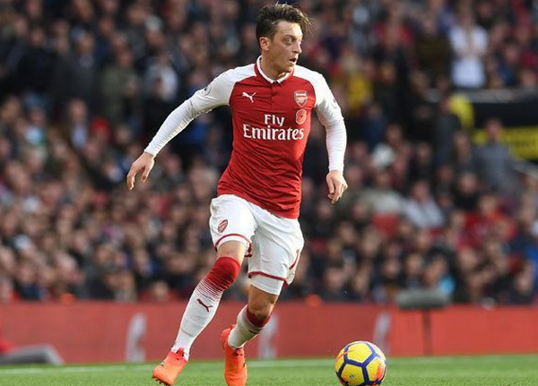 Top 10 kiến tạo Champions League: Messi sánh ngang huyền thoại Man Utd, vẫn thua 1 người - Bóng Đá