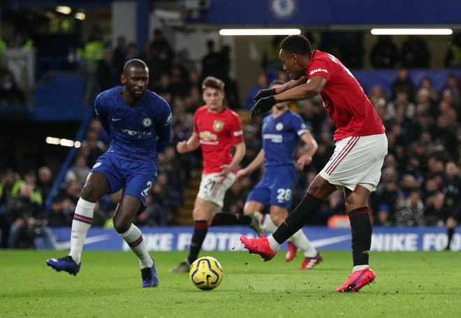 10 thống kê xoay quanh trận Chelsea 0-2 Man Utd - Bóng Đá