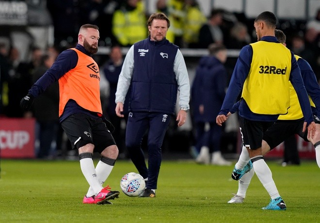 Ảnh màn trình diễn của Rooney - Bóng Đá