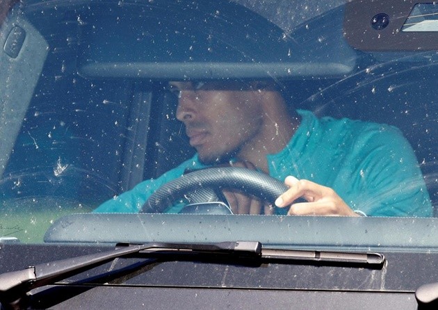 Mohamed Salah, Virgil van Dijk and rest of Liverpool squad arrive for training - in pictures - Bóng Đá