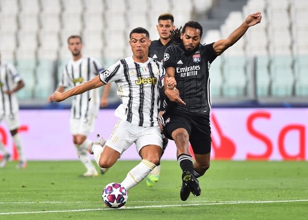 Ronaldo lập cú đúp, bị loại từ vòng 16 đội C1 sau gần 1 thập kỷ - Bóng Đá