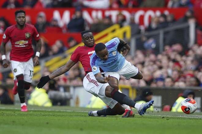 Man Utd defender Aaron Wan-Bissaka names Man City ace Raheem Sterling as his ‘toughest opponent’   - Bóng Đá