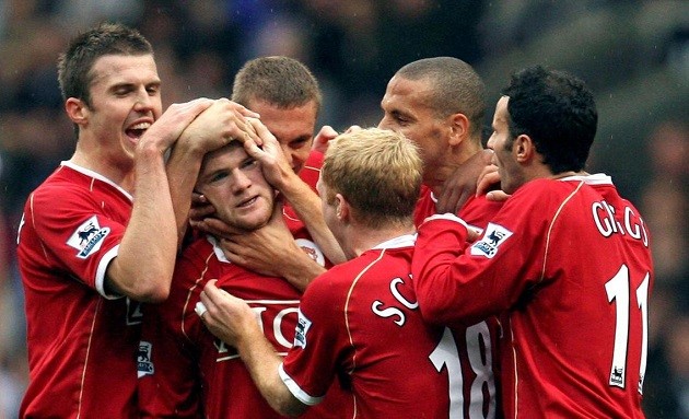 From Everton wondergoal against Arsenal to records for Manchester United and England – Wayne Rooney's remarkable career in pictures - Bóng Đá