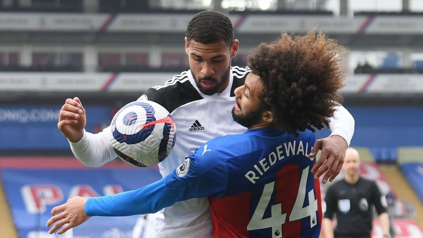 Bale hồi sinh, tốc độ kinh hoàng Chelsea-M.U và những hình ảnh ấn tượng nhất - Bóng Đá