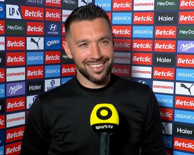 Farioli khẳng định đang hạnh phúc ở Porto.