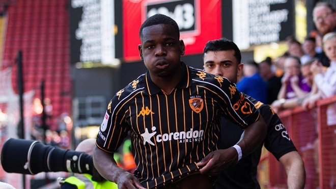  Matazo sẽ tiếp tục ngồi ngoài lâu dài.