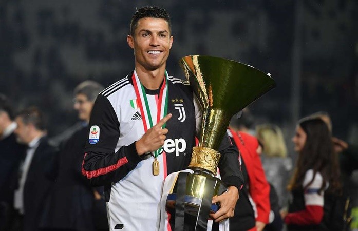 Sarri dùng Ronaldo ở vai trò false nine - Bóng Đá