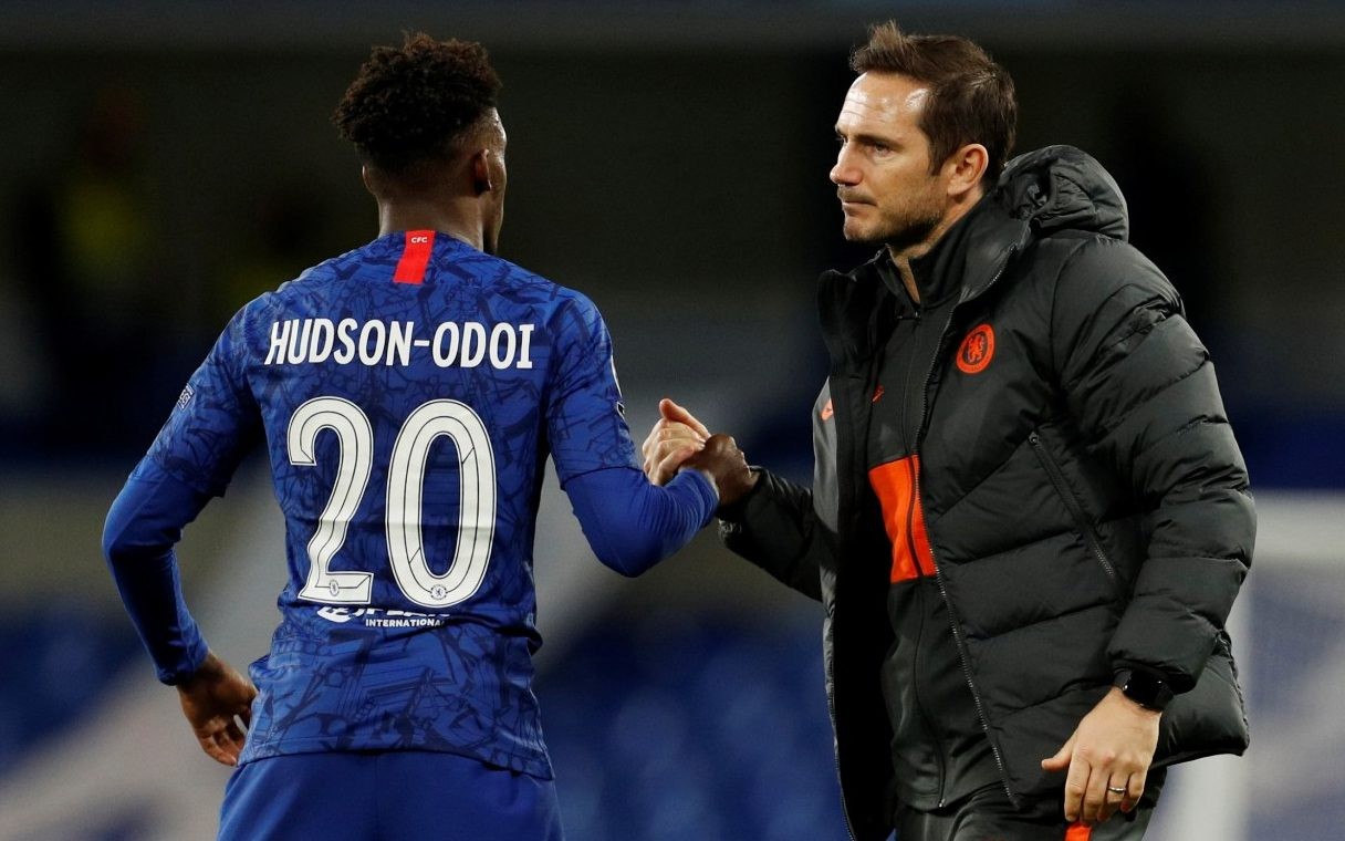 Giữa tâm bão COVID-19, Lampard báo tin cực vui về Hudson-Odoi - Bóng Đá