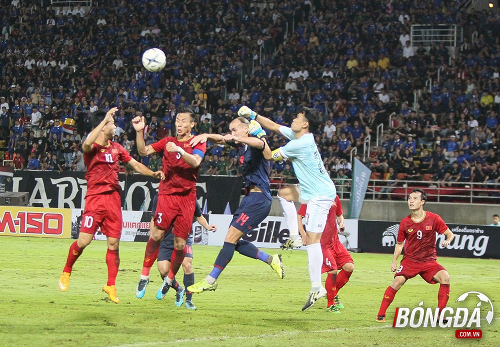 Ảnh sau trận Thái Lan vs Việt Nam - Bóng Đá