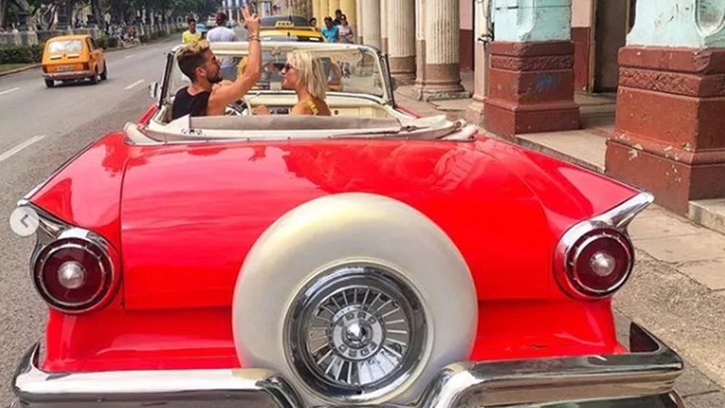 Dries mertens làm DJ - Bóng Đá