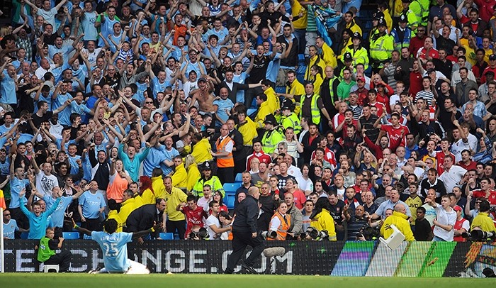 Suarez, Kaka, Adebayor, Berbatov và 10 cầu thủ 'lật mặt' cực nhanh trong làng bóng đá - Bóng Đá