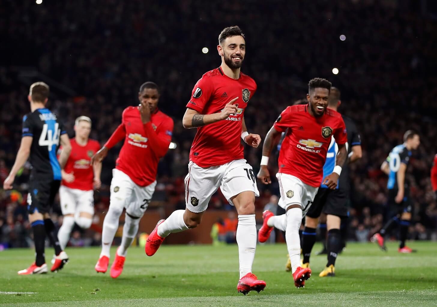 Bruno Fernandes lộ 1 hình ảnh, CĐV Manchester 