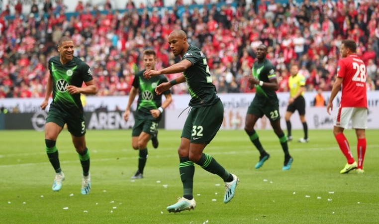  Đội hình tiêu biểu vòng 7 Bundesliga: Nhiều cái tên quên thuộc góp mặt - Bóng Đá