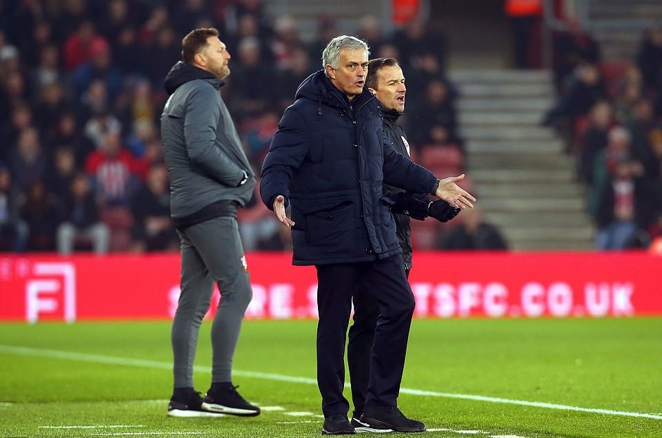 10 phát biểu siêu dị của Mourinho: Tiên đoán như thần về Lindelof - Bóng Đá