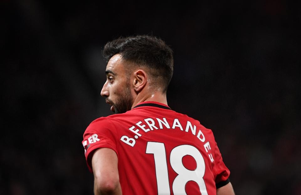 Diogo Jota jokes Bruno Fernandes has stolen his number at Manchester United - Bóng Đá