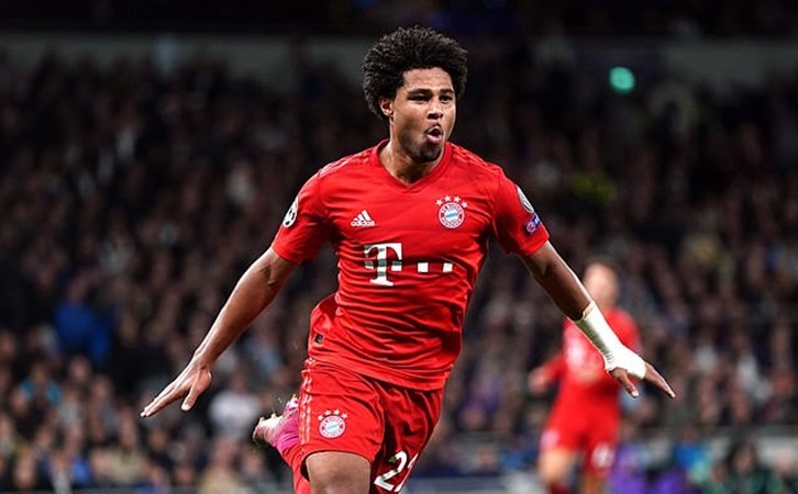 SỐC! Phá lưới Tottenham 4 lần, 'kẻ Arsenal từ bỏ' bị đồng đội đốn giò ngã chổng vó - Bóng Đá