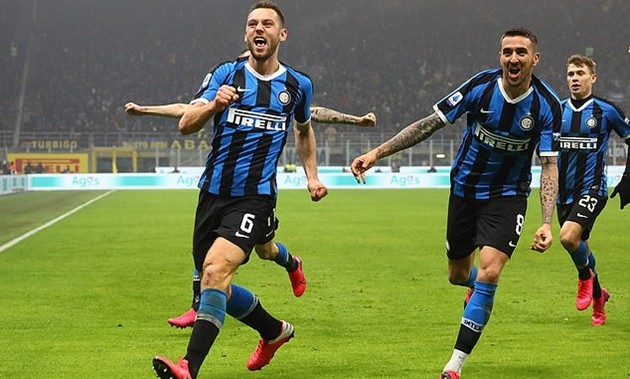 De Ligt coi chừng! Sao Inter Milan đã sẵn sàng sát cánh cùng Van Dijk - Bóng Đá