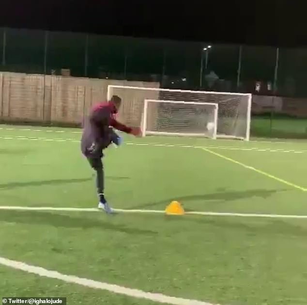 'Quá nhanh quá nguy hiểm', Ighalo gây choáng khi sắp ra mắt M.U - Bóng Đá