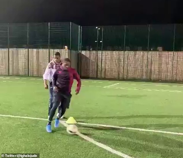 'Quá nhanh quá nguy hiểm', Ighalo gây choáng khi sắp ra mắt M.U - Bóng Đá