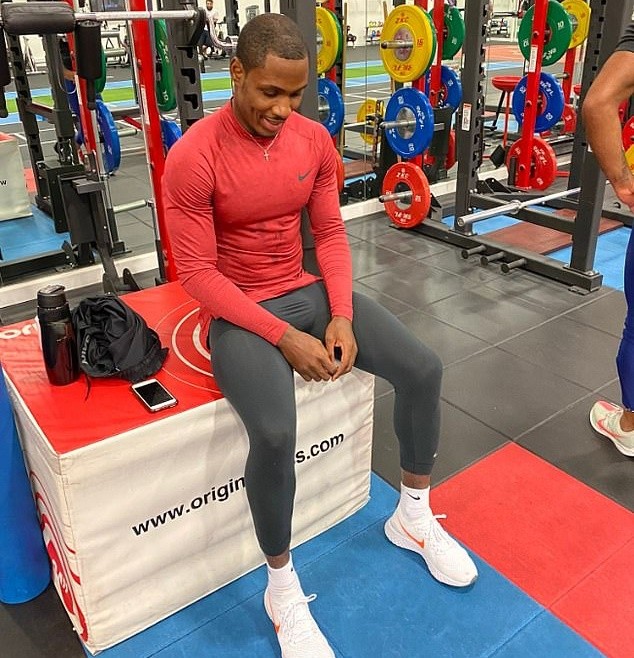 'Quá nhanh quá nguy hiểm', Ighalo gây choáng khi sắp ra mắt M.U - Bóng Đá