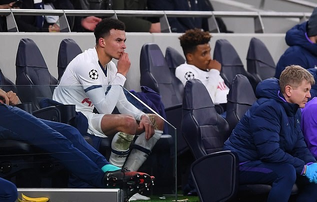 Jose Mourinho explains angry Dele Alli outburst during RB Leipzig defeat - Bóng Đá
