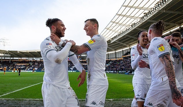 Thắng hủy diệt , Leeds của 'phù thủy' Bielsa rất gần thiên đường Premier League - Bóng Đá