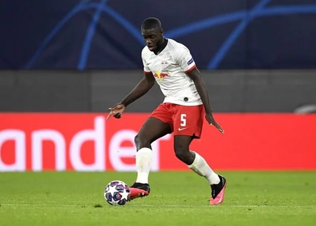 Lộ điều khoản lạ giúp Arsenal sáng cửa chiêu mộ 