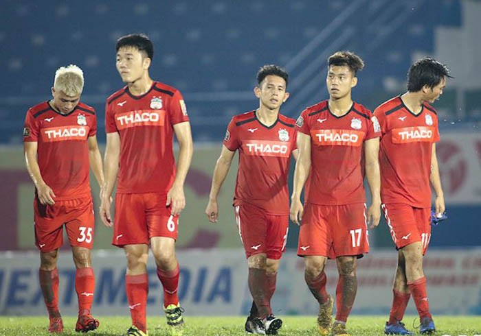 HAGL và cuộc đua trụ hạng: Phía sau lưng là vực thẳm - Bóng Đá