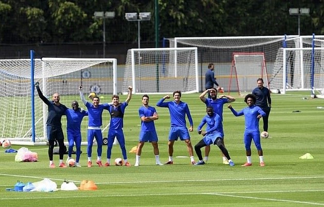 Ảnh tập Chelsea (Daily Mail) - Bóng Đá