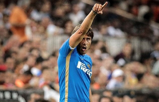 Top 10 thủ quân mang tính biểu tượng EPL - Bóng Đá