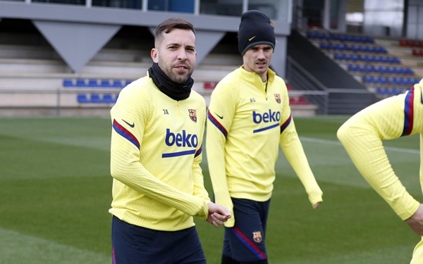 Ảnh Man Utd đến sân tập - Bóng Đá