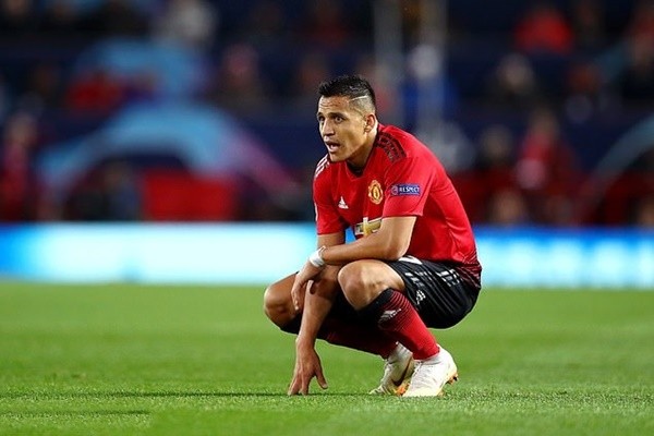 PETER CROUCH: Sanchez giống Fernando Torres - Bóng Đá