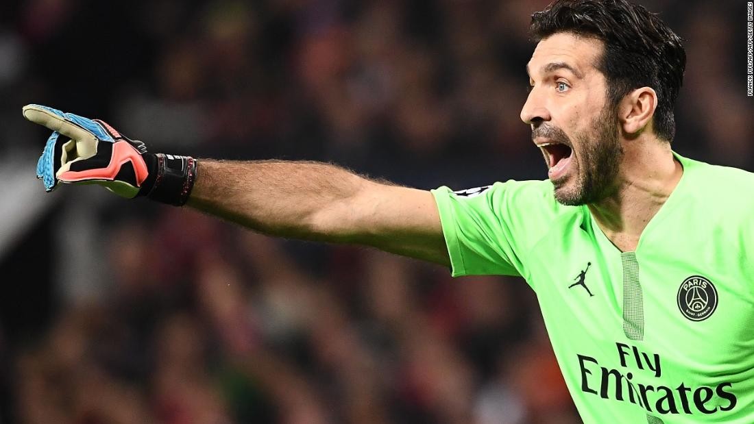 CHÍNH THỨC! 14 sao khủng trở thành người tự do, có Herrera lẫn 'siêu quậy' - Bóng Đá