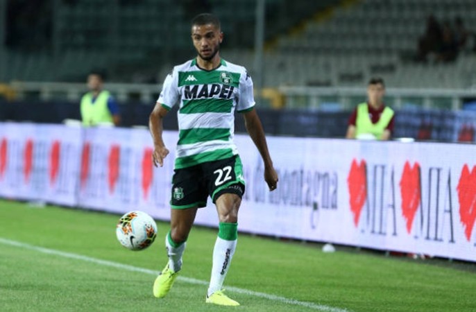 Raheem Sterling và những pha bỏ lỡ chỉ muốn 