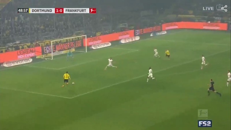 Barcelona reportedly prioritise Ter Stegen's renewal, close to reaching an agreement - Bóng Đá