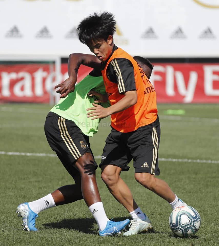 Laurent Blanc said to offer himself as an 'interim' to replace Setien at Barca - Bóng Đá